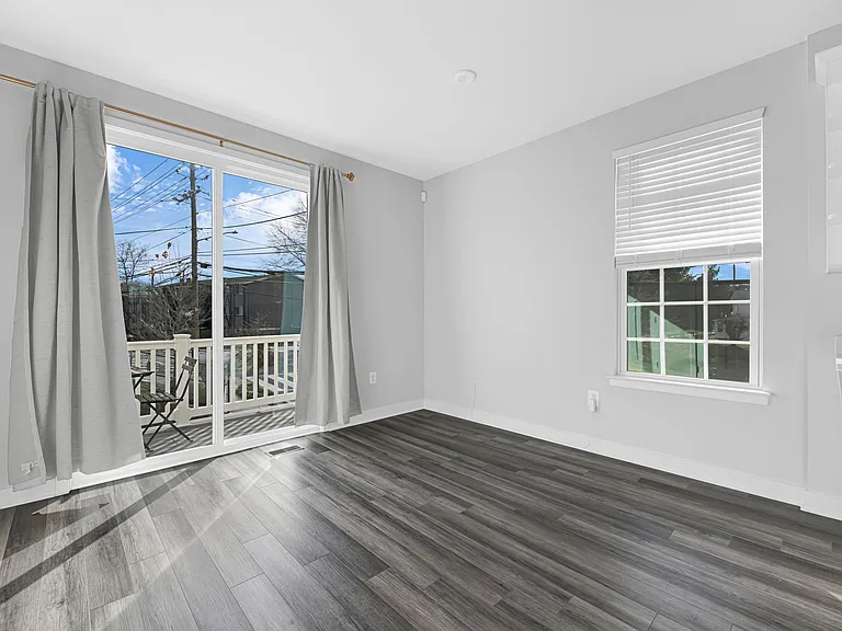 2460 James Bank Rd SE — Photo 5