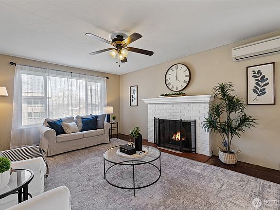 5th image of 2346 S I Street