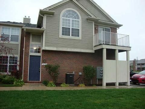1st image of 2075 Leighton Dr