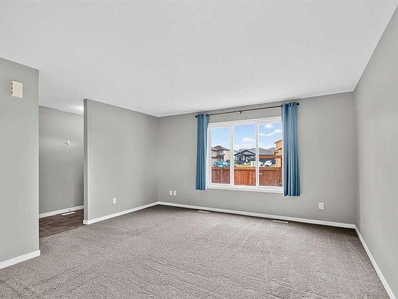 5th image of 711 Beacon Hill Dr #25