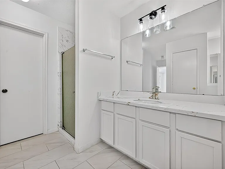 8366 Golf Green Cir — Photo 27