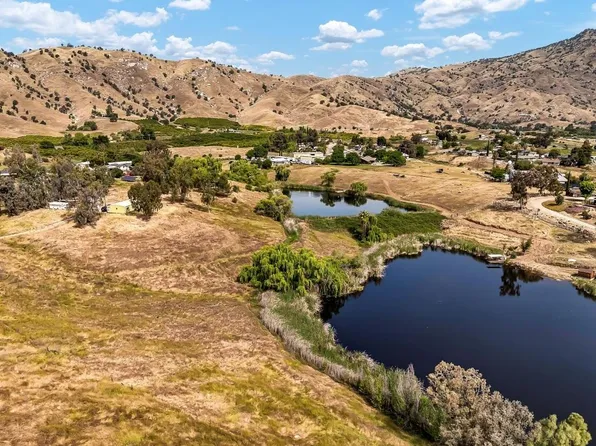 34782 Bogart Drive, Springville, CA 93265