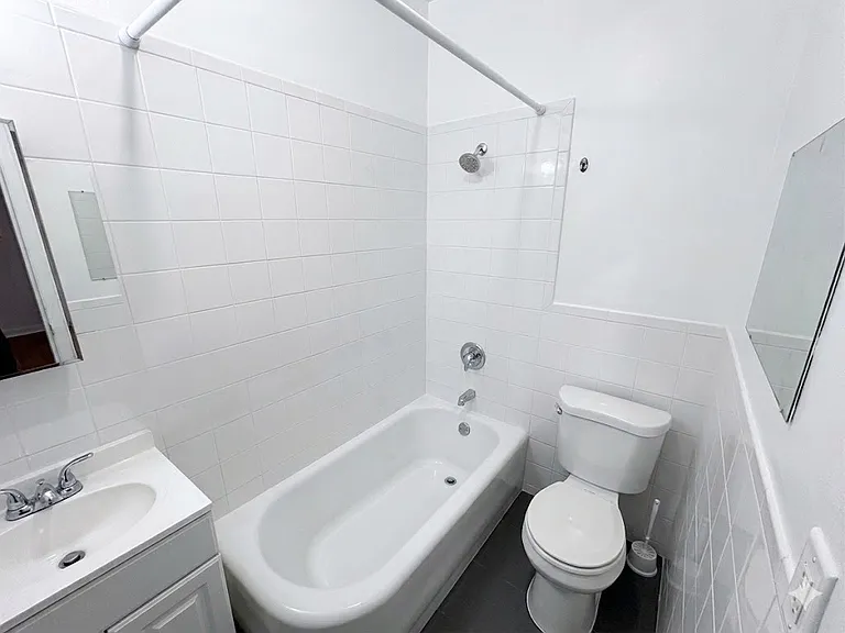 30-59 Steinway St #3C — Photo 6