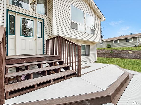 3rd image of 7333 49th Ave SE