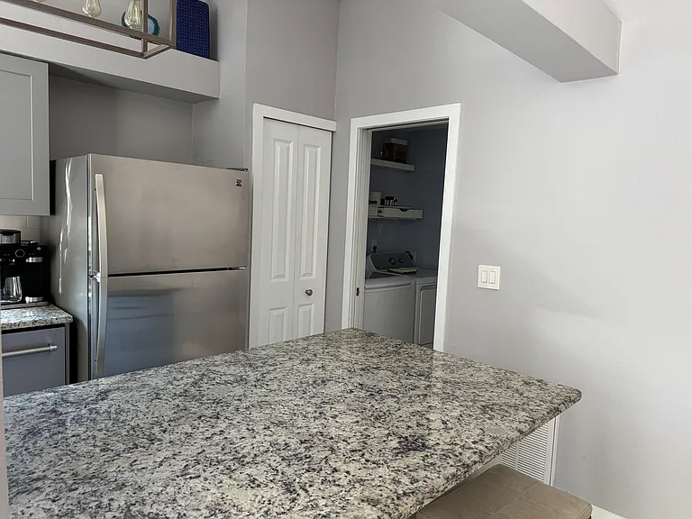 754 Arthurs Ct — Photo 11