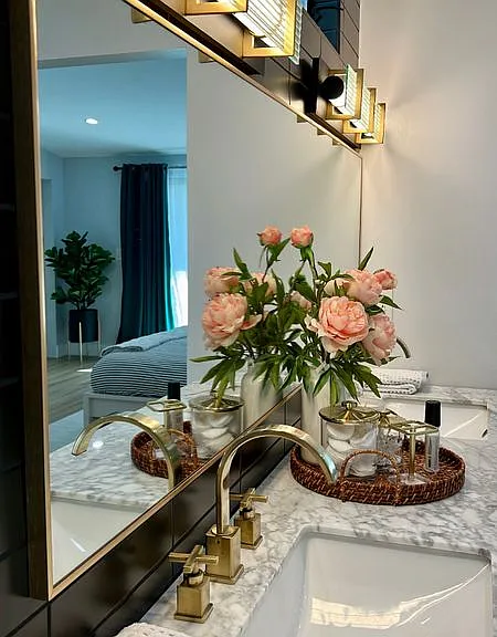 4821 Heaven Ave — Photo 10