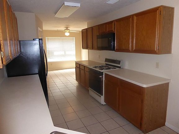 5th image of 4706 Linden Pl