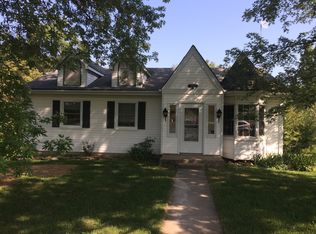 343 Highway 100, Linn, MO 65051