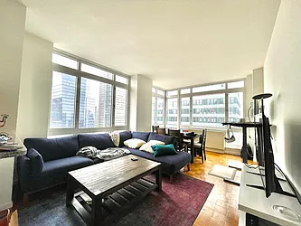 Rented by Addison Property Group