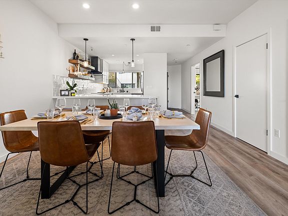 3rd image of 555 E Arrellaga St APT 3