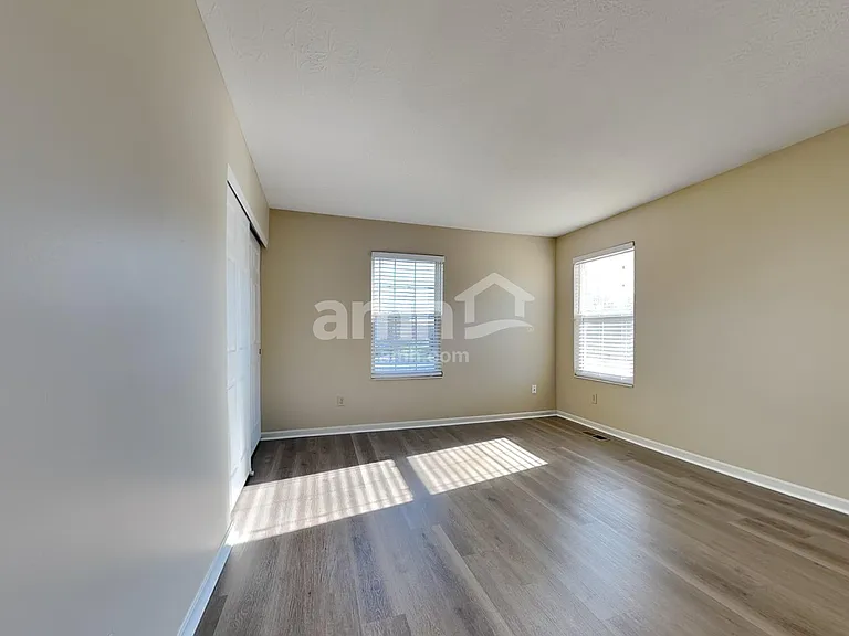 1425 Stableview Cir — Photo 15