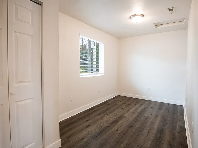 1636 S 333rd St #1 — Photo 30