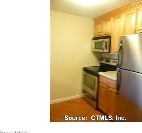 4th image of 38 N Main St APT 17