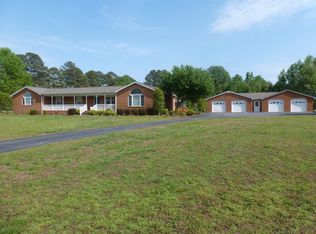 1020 Shady Ln #B, Dunnsville, VA 22454