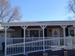 3512 Hickory Dr, Louisiana, MO