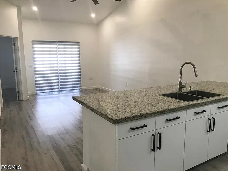 3609 Skyline Blvd — Photo 2