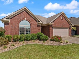 3933 Sarah Ln, New Albany, IN 47150