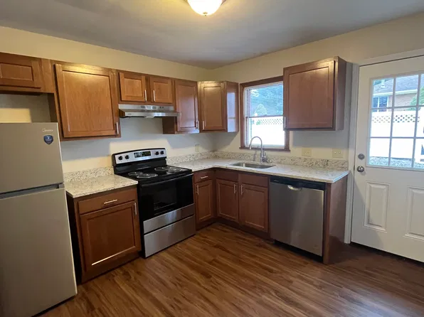3885 Morefield Rd #2, Hermitage, PA 16148
