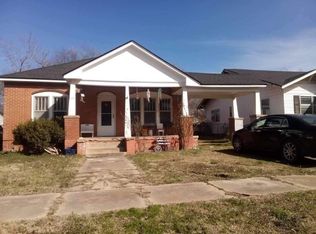 904 S Cherry St, Ada, OK 74820