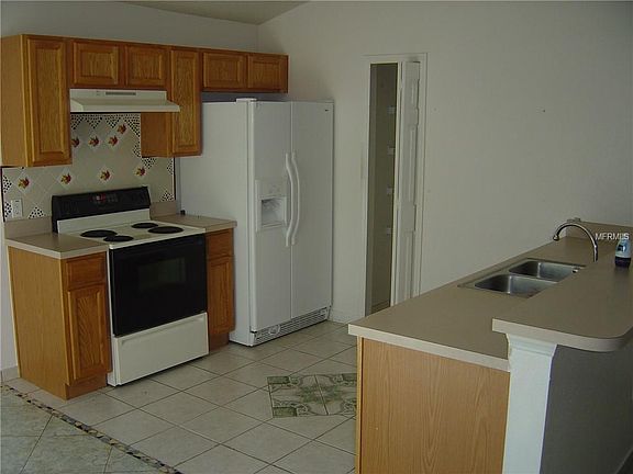 5th image of 481 Bar Ct