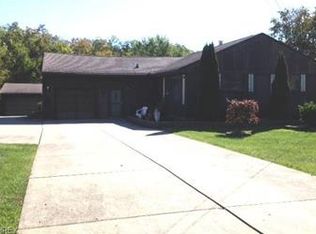 607 Judy Ln, Brunswick, OH 44212