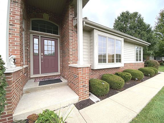 2nd image of 718 River Place Dr