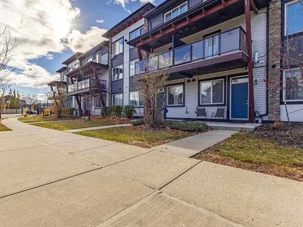 456 Allard Blvd SW, Edmonton, AB T6W 3S7