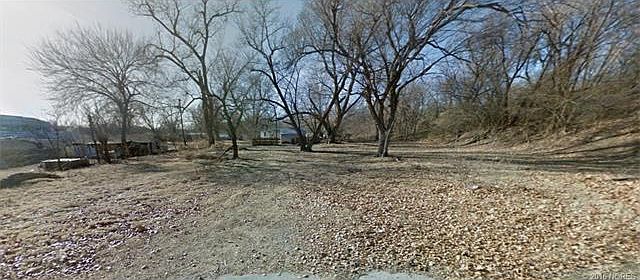 1st image of 16 N 30th Ave W