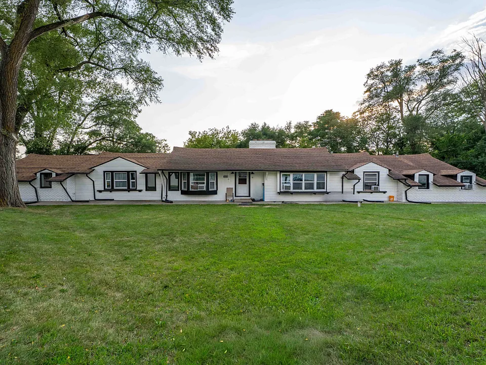 8587-8615 Pontiac Lake Rd