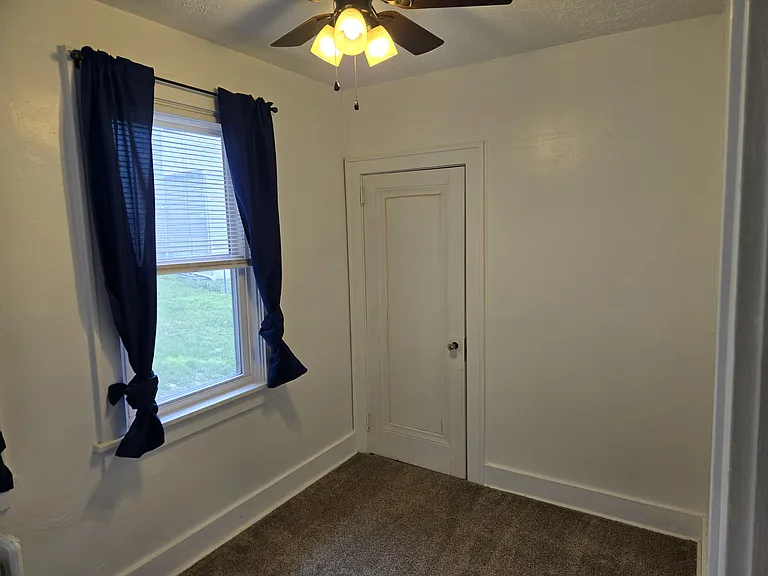 523 Castle Shannon Blvd — Photo 16