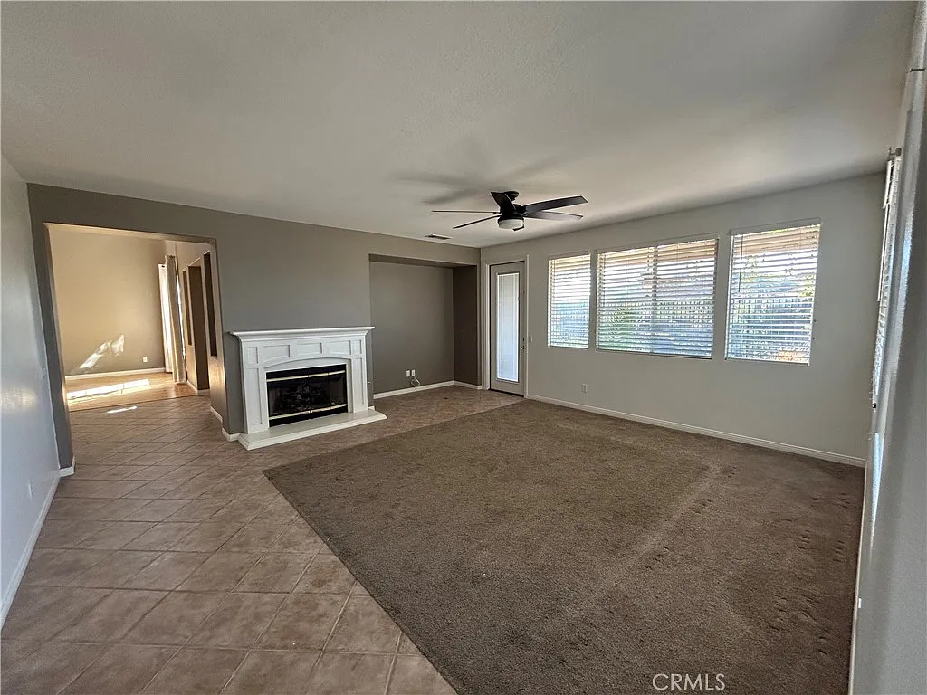 4 bed, 3728 sqft, $6,000 — Photo 3