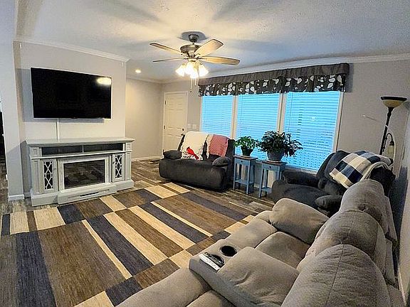 3rd image of 241 Pebble Springs Dr