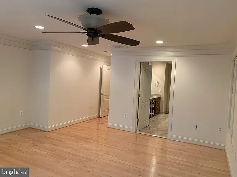 10701 Whispering Way — Photo 13