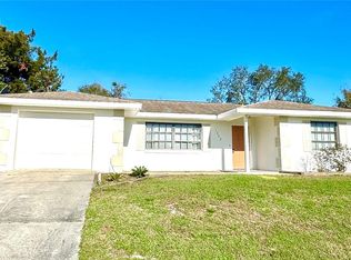 1962 E Chapel Dr, Deltona, FL 32738