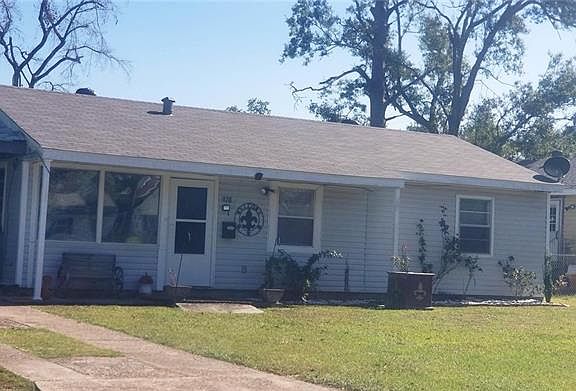 2nd image of 428 Pinecrest Dr