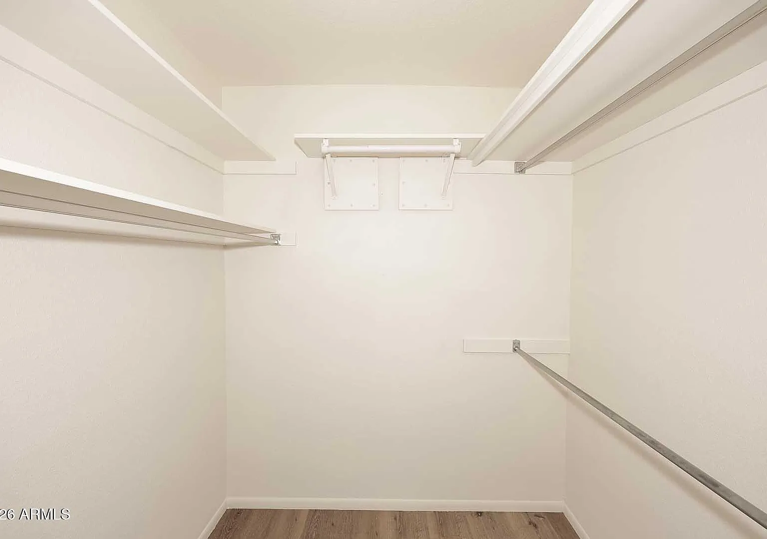 4 bed, 2114 sqft, $5,500 — Photo 3