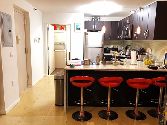 3rd image of 2332 31st Dr APT 3F