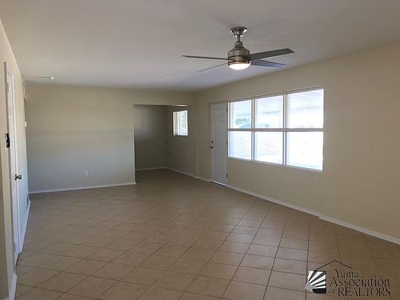 2nd image of 1011 W Solana Dr