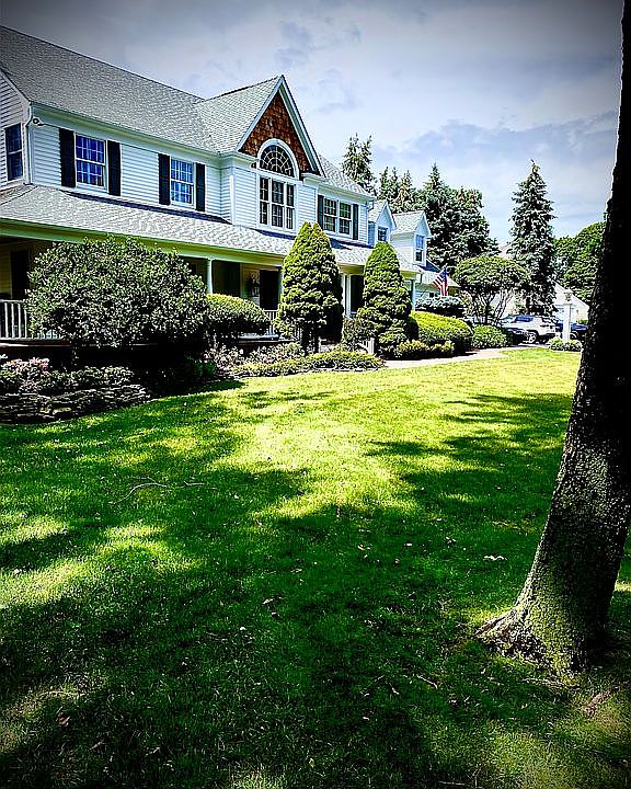 2nd image of 11 Apricot Rd