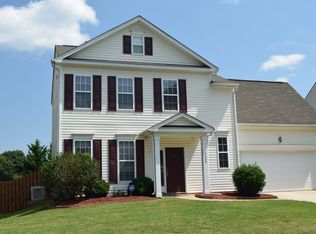 3409 Royal Highland Dr, Winston Salem, NC 27107