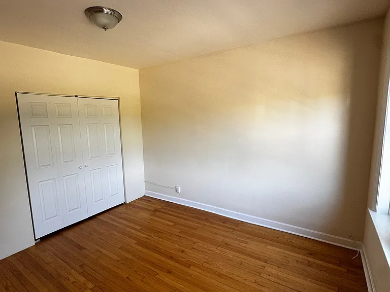 5025 W Belmont Ave #2F — Photo 7
