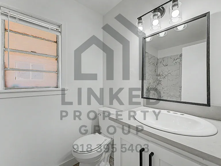 3326 E Marshal Apartments — Photo 2