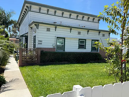 2985 E St #4 Photo 1