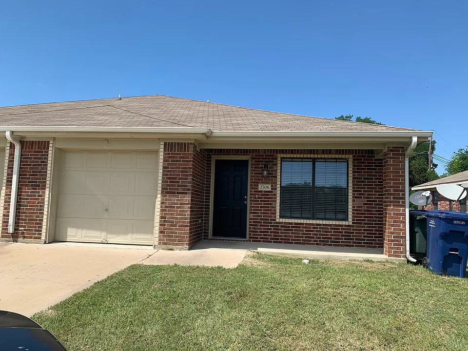 2706 Ashley Dr