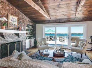 73 Dolliver Neck Dr, Gloucester, MA 01930