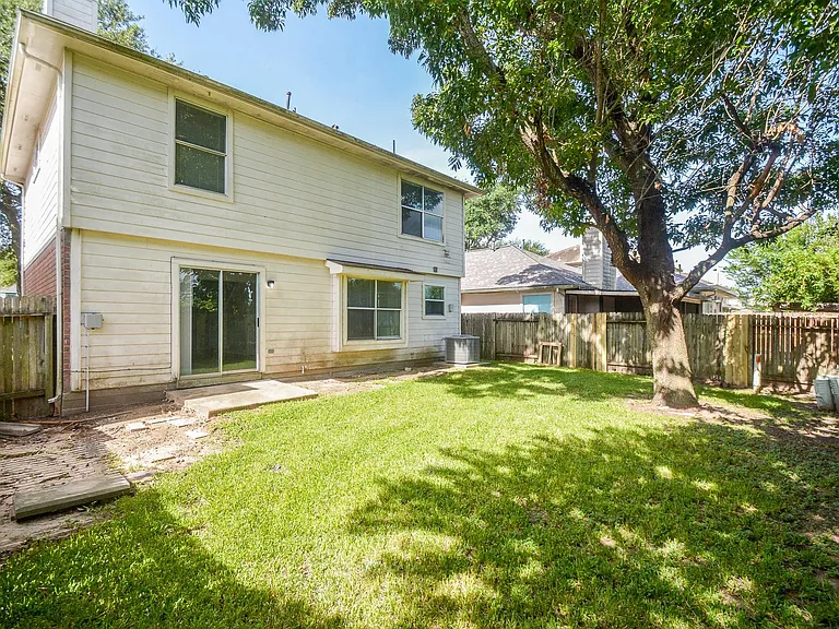 8826 Pecan Place Dr — Photo 20