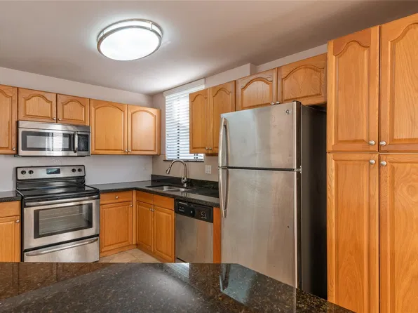 1401 NE 9th Street #8, Fort Lauderdale, FL 33304