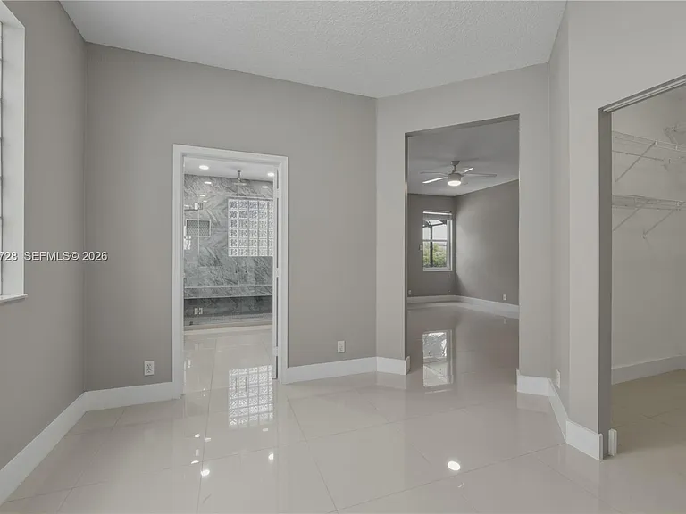 5285 NW 112th Ter — Photo 14