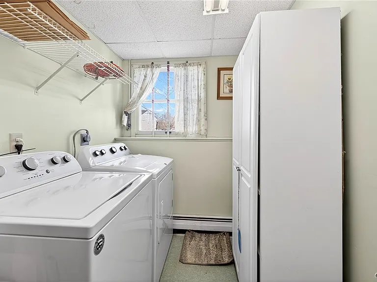 8237 Mantova Dr — Photo 15
