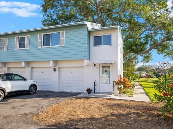 3276 38th Way S APT E, Saint Petersburg, FL 33711